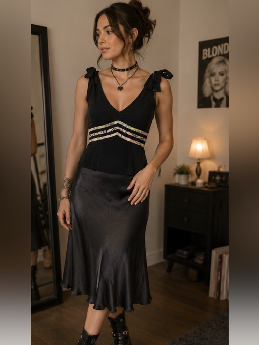 Vintage Y2K,90’s Romantic Nanette Lepore Black Tank Top with Multicolor Trim 💘💖🌺